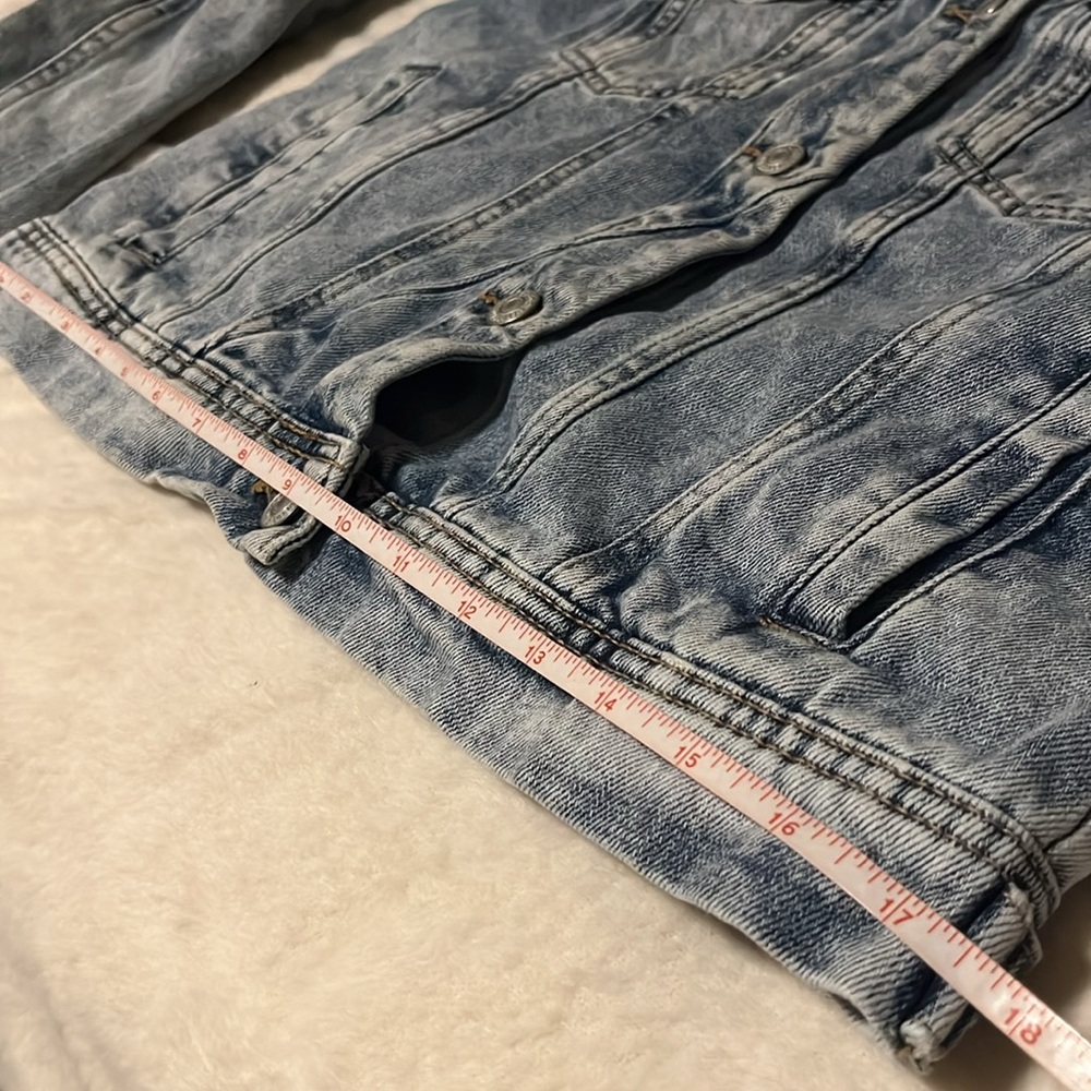 Free People We the Free Rumors Jacket Light Indigo Blue Denim Size Medium - Picture 13 of 16
